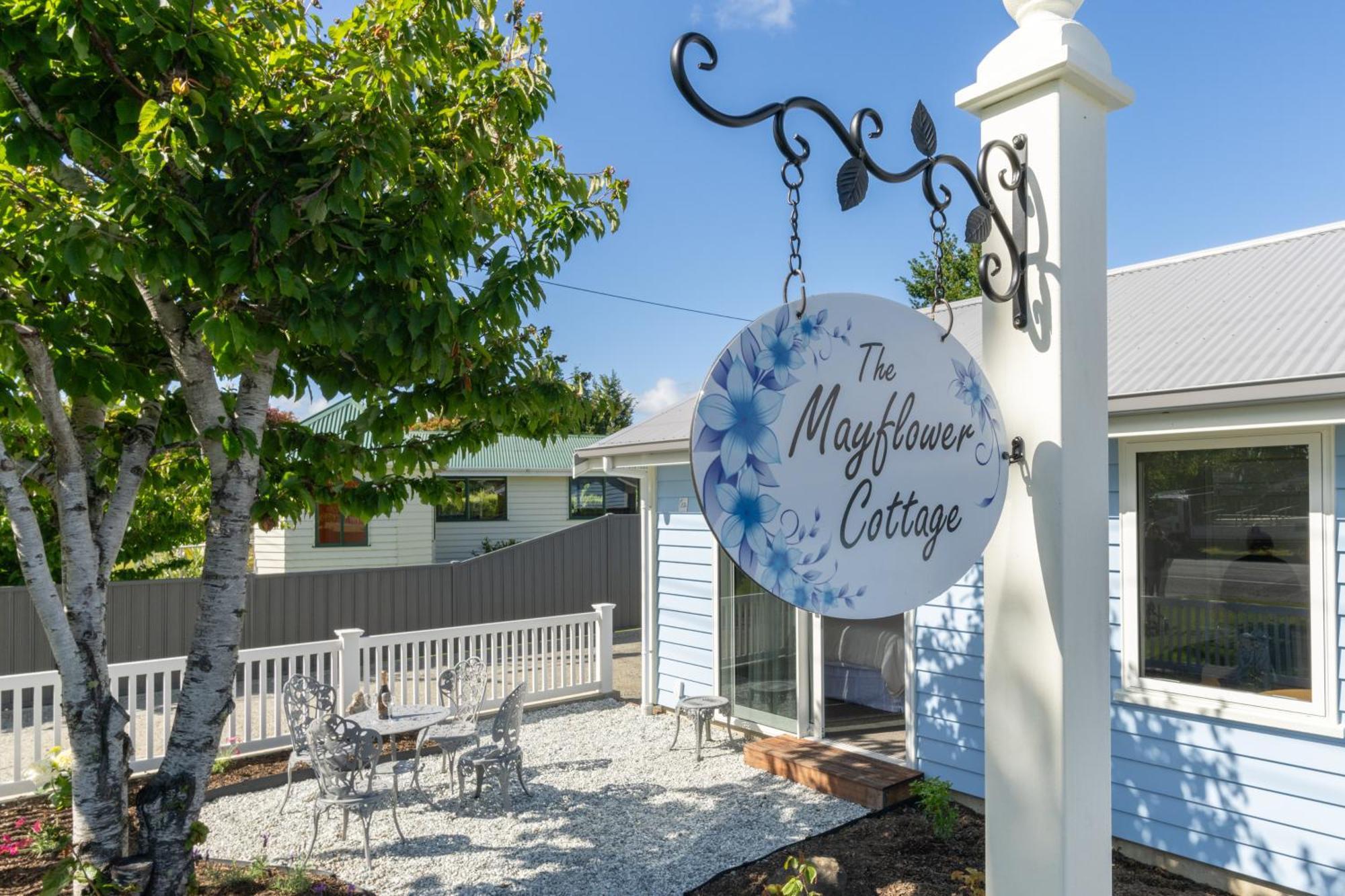The Mayflower Cottage Те-Анау Экстерьер фото